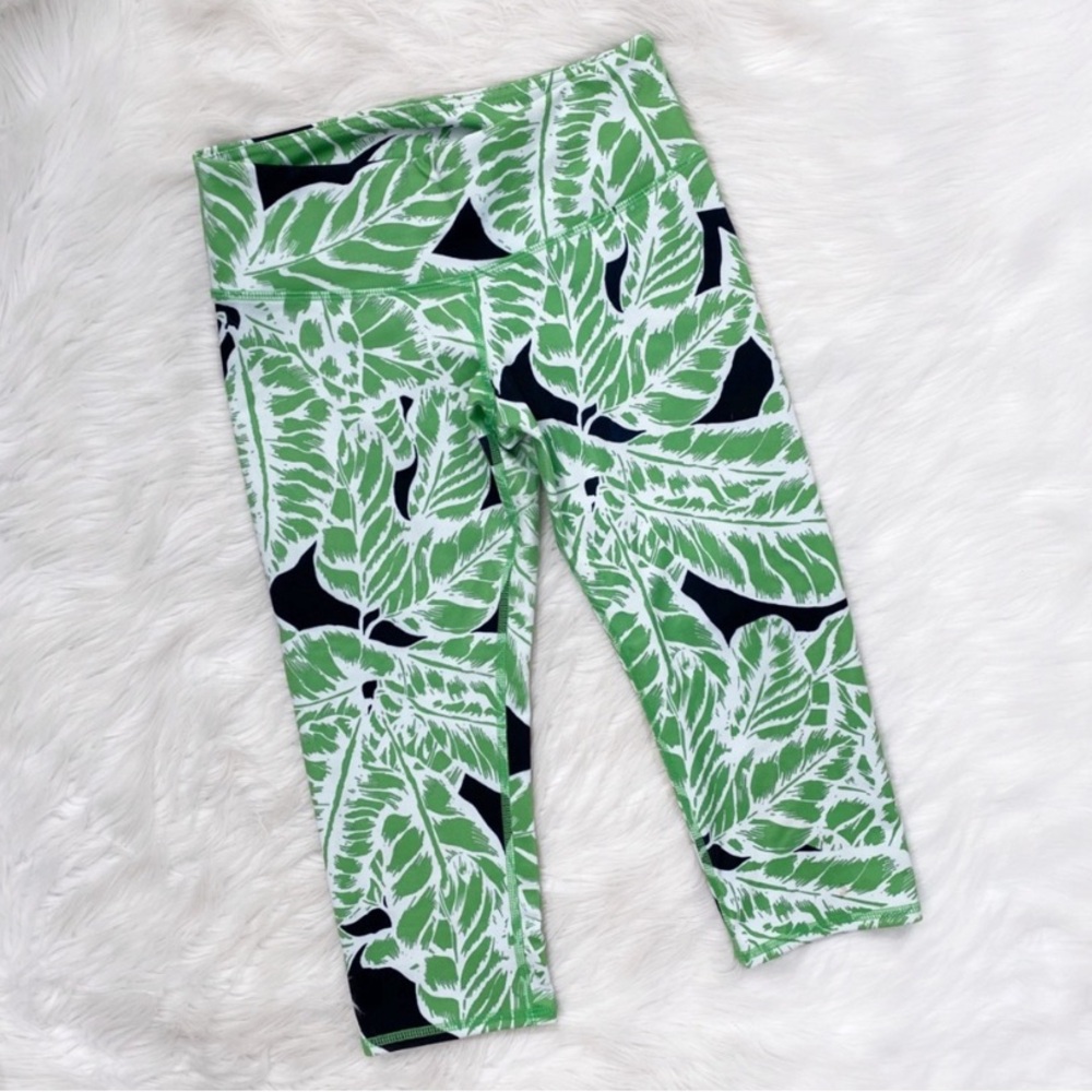 ALO Yoga Green Palm Leaf Print Low Rise Cropped Capri Leggings Pants Tropical